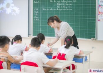 Hỗ trợ giáo viên Covid-19