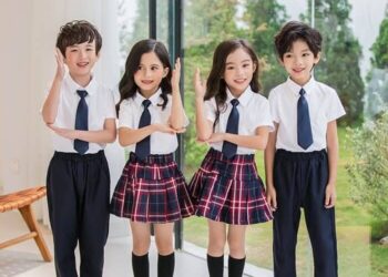 Đồng phục học sinh