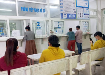 Không chỉ người khó khăn mới rút BHXH một lần