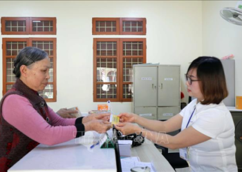 Mới lĩnh lương hưu 6 năm, người thân có được nhận tiền tuất một lần không?