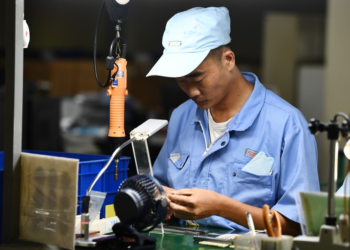 Nhiều người lao động có thể được tăng lương hai lần từ ngày 1/7