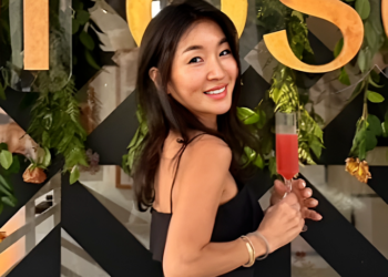 Bí quyết trẻ trung như nữ sinh của người phụ nữ U55