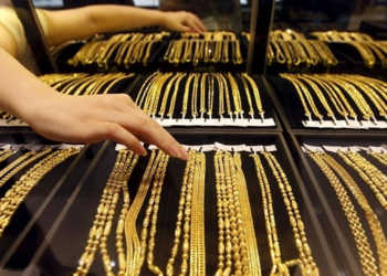 Giá vàng hôm nay ngày 18/4 giảm rất mạnh