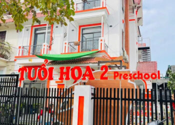 Trường mầm non Tuổi Hoa tuyển sinh